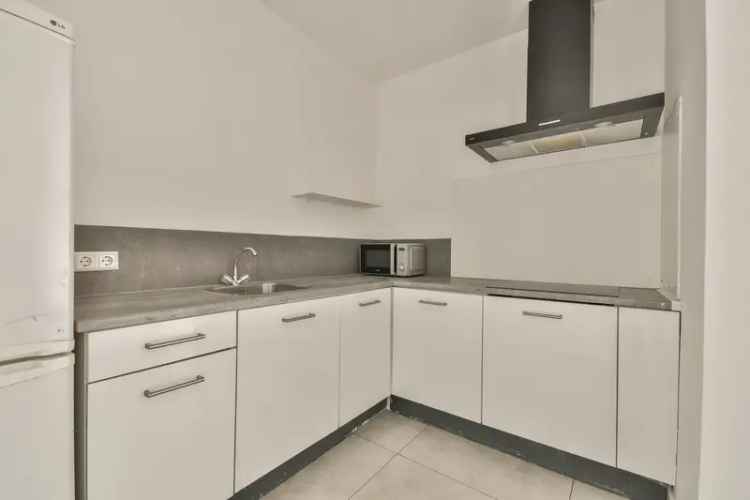 Grote benedenwoning 4 slaapkamers Velsen Noord