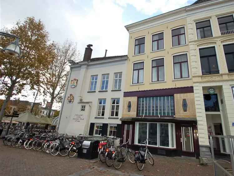 Winkel Deventer | Zoek winkels te huur: Brink 85 7411 BX Deventer [funda in business]