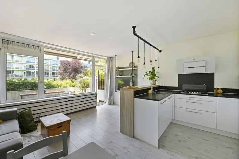 Appartement Buitenveldert 46m2 Tuin Nabij Zuidas