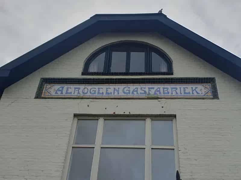 Te Koop: Statige Pand Nabij Dorpscentrum - Meerdere Woonopties