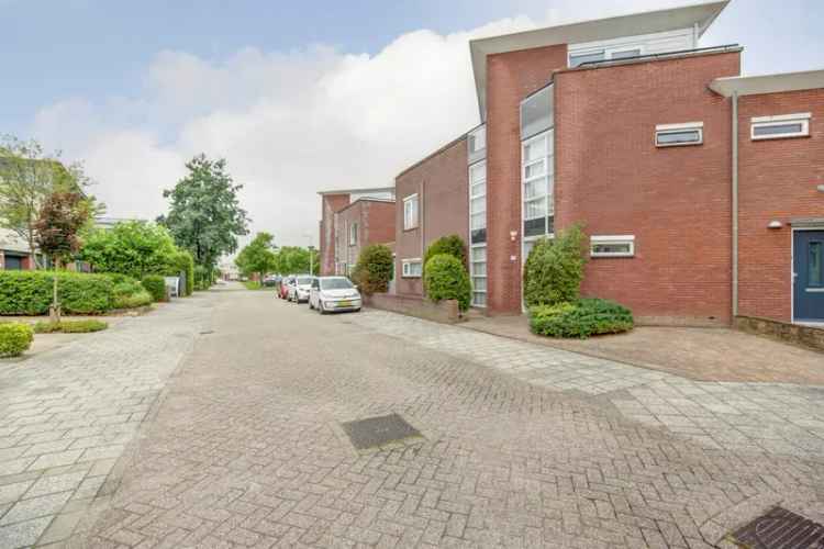 Ruime geschakelde woning Koningshof 4 slaapkamers 177m²