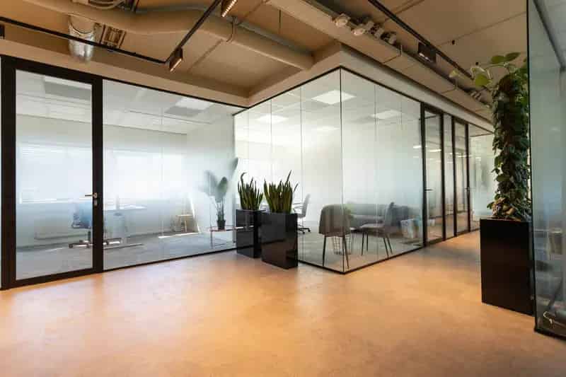 Kantoorruimte te Huur Zoetermeer 404m² Crown Business Center