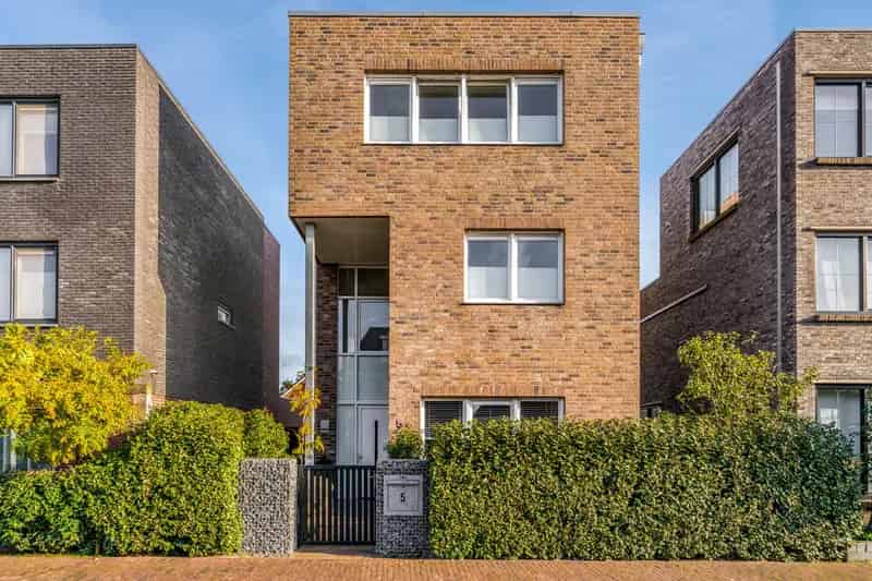 Huis te koop Hoofddorp  216m2 4 slaapkamers Nassaupark