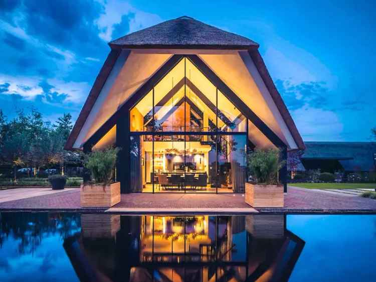 Luxe Rietgedekte Villa te Koop in Brabant Nabij Eindhoven