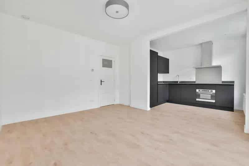 Modern 2 Slaapkamers Appartement 58m2 Balkon De Baarsjes