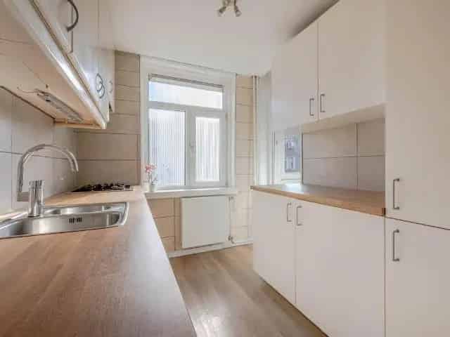 3 Kamer Appartement Rotterdam  Renovatie 2021