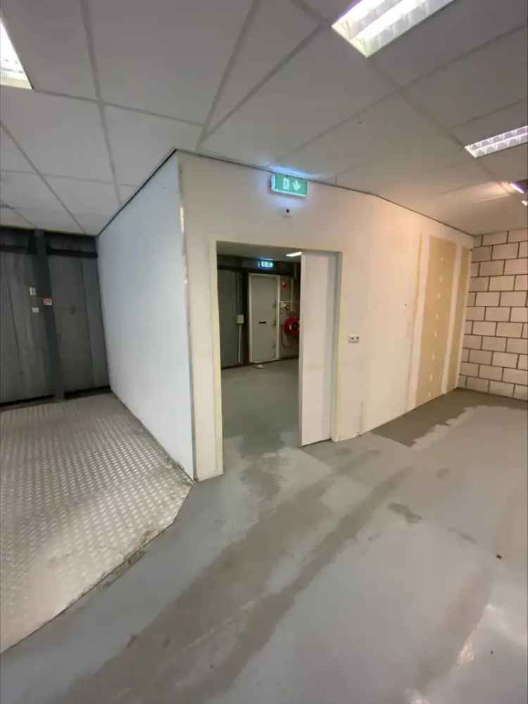 Bedrijfsruimte te huur Amsterdam Zuidoost 909 m²