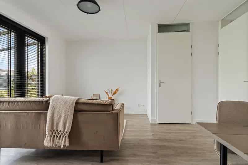 Huis te koop Lelystad: 4 slaapkamers, moderne badkamer, energielabel A