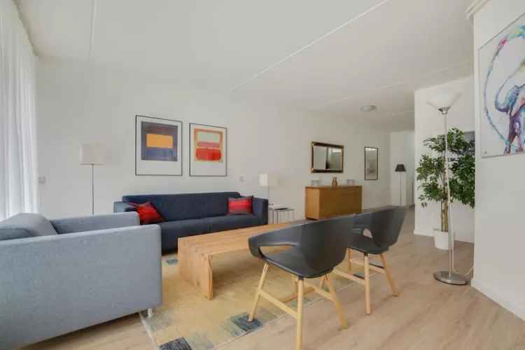 Amsterdam Utrechtsestraat: Ruim 4 Kamerappartement 104m2 te Koop