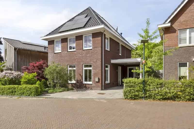 Vrijstaande woning Renkum 4 slaapkamers grote tuin