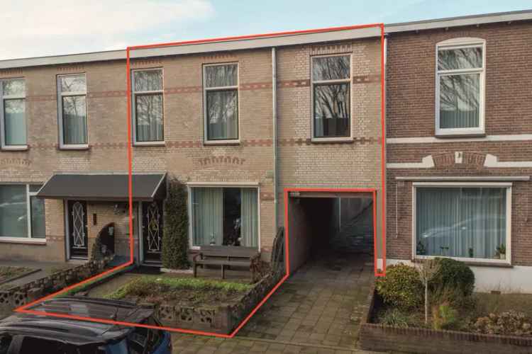 Ruime 5 Slaapkamers Familiewoning Nije Veld Diepe Tuin Klussersparadijs