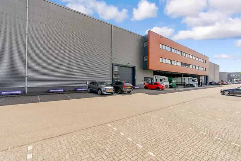 Bedrijfshal Rosmalen | Zoek bedrijfshallen te huur: Kievitsven 102 5249 JK Rosmalen 