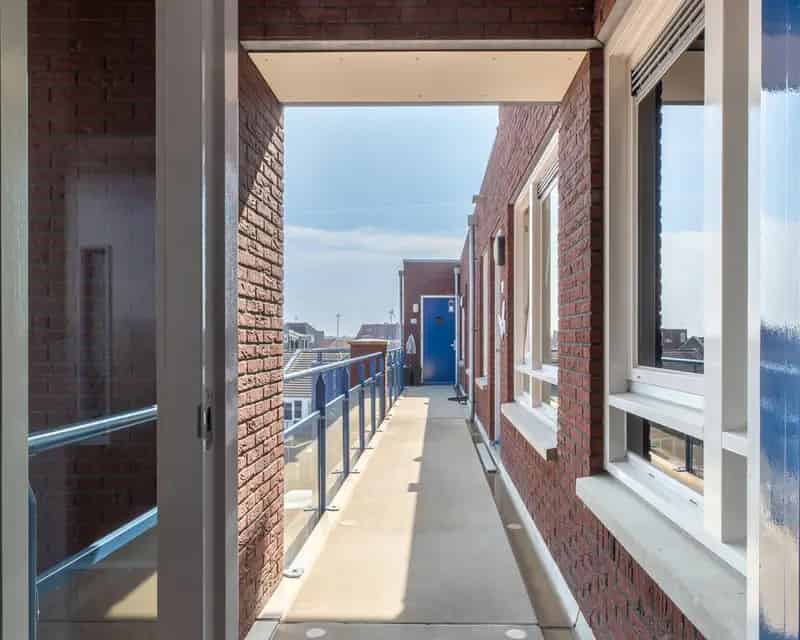 Lichtrijk appartement Schokker 30  Twee slaapkamers  Berging