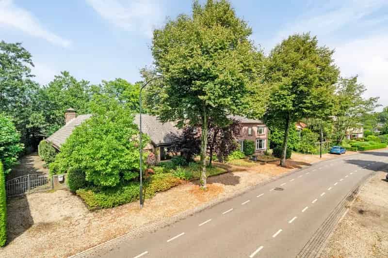 Ruime Vrijstaande Woning te Koop in Ugchelen