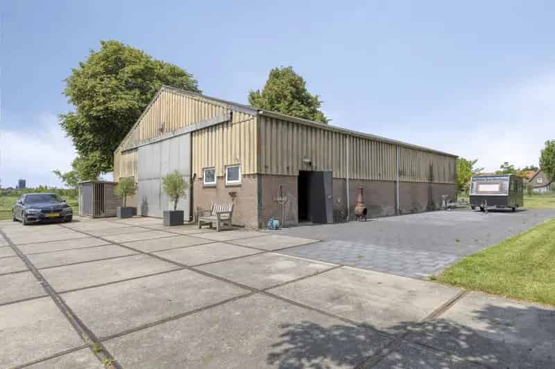 Bedrijfshal Ridderkerk 288m2 te huur