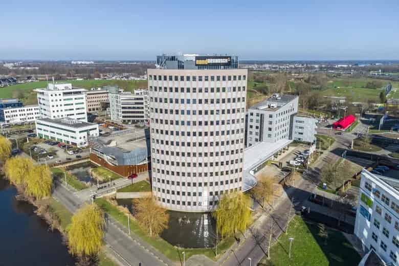 355 m2 Kantoorruimte te Huur Den Bosch Pettelaarpark