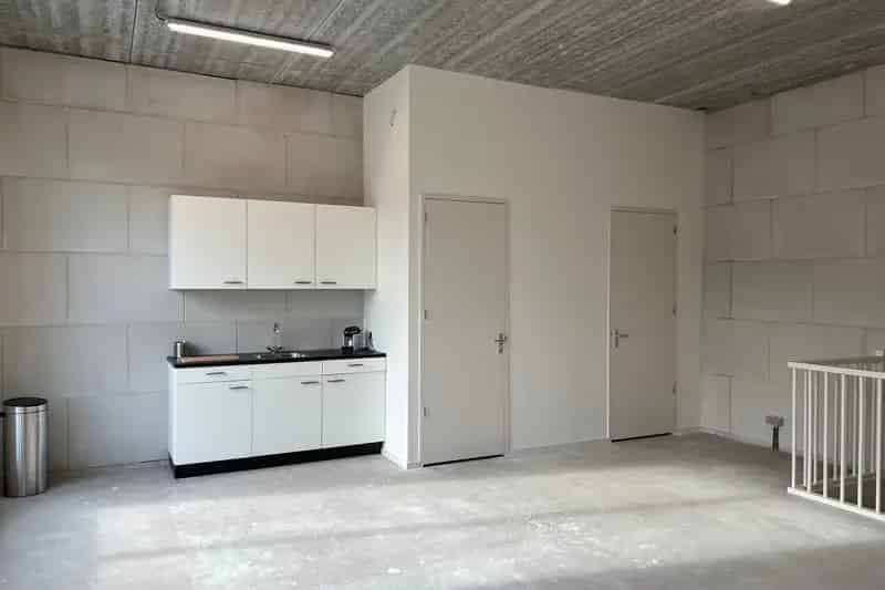 Kantoorruimte te Huur Nieuwerkerk aan den IJssel 35m²