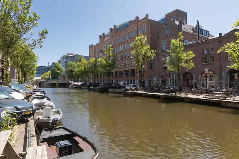 Appartement Amsterdam Nieuwe Achtergracht Ruim Licht Uitzicht