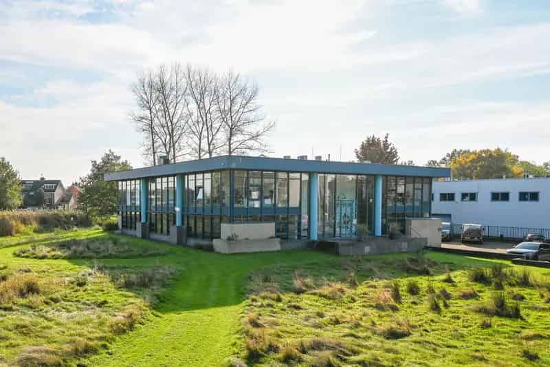 Kantoorruimte te huur Baarn 434m2 - Showroom - A1 locatie