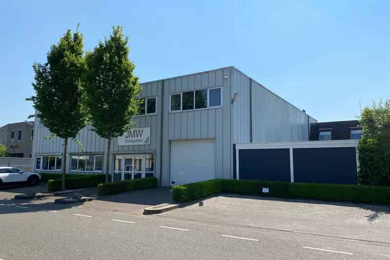 Kantoorruimte te Huur Sint Oedenrode 200m2 Bedrijfsruimte Parkeerplaatsen