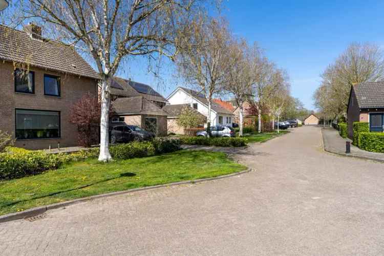 Tweekapper Waspik 3 slaapkamers 2 badkamers Garage