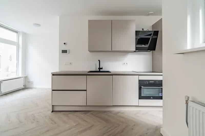 3-kamer appartement Leiden Kraaierstraat  Volledig gerenoveerd