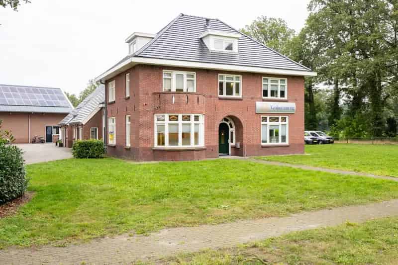 Kantoorruimte te huur Enschede: 2 kamers 41m²