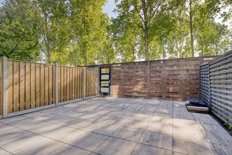Huis te koop Almere Bloemenbuurt 179m2 Ruime gezinswoning