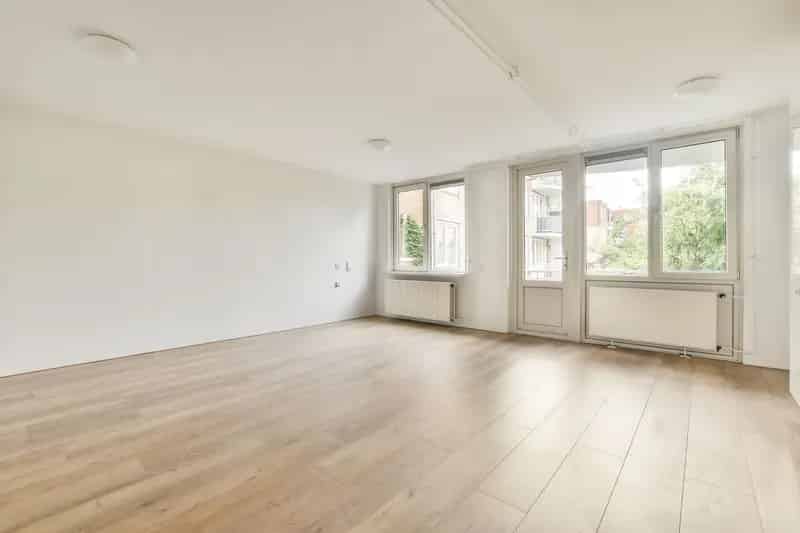 Ruim 4 Kamer Appartement Amsterdam Zuidoost Balkon 81m2