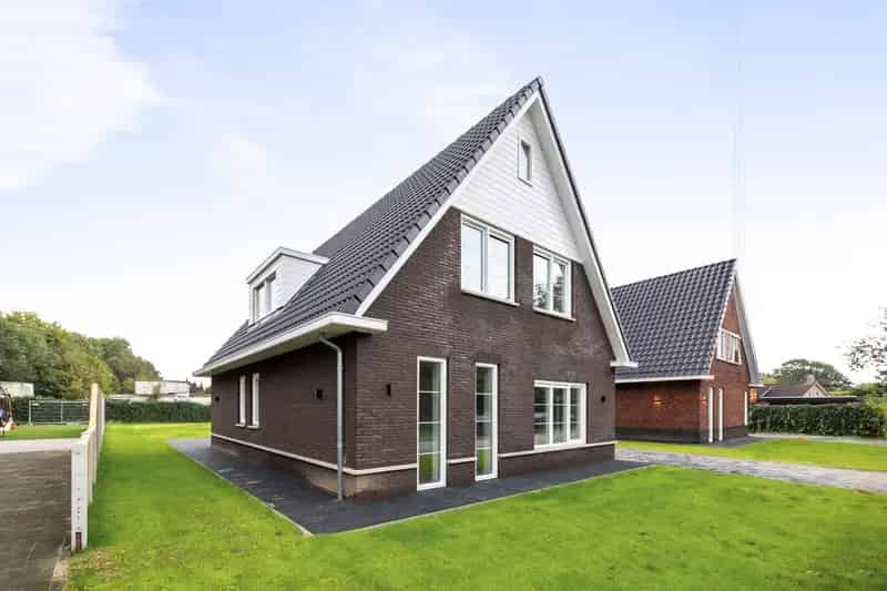 Nieuwbouwhuis Wissel 3 slaapkamers grote tuin