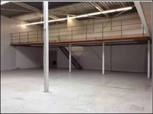 Bedrijfshal te huur Weesp 497m2 Amsterdam Rijnkanaal
