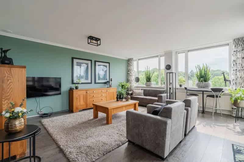 Appartement te koop Scherpenzeel 3 kamers ruim balkon garage