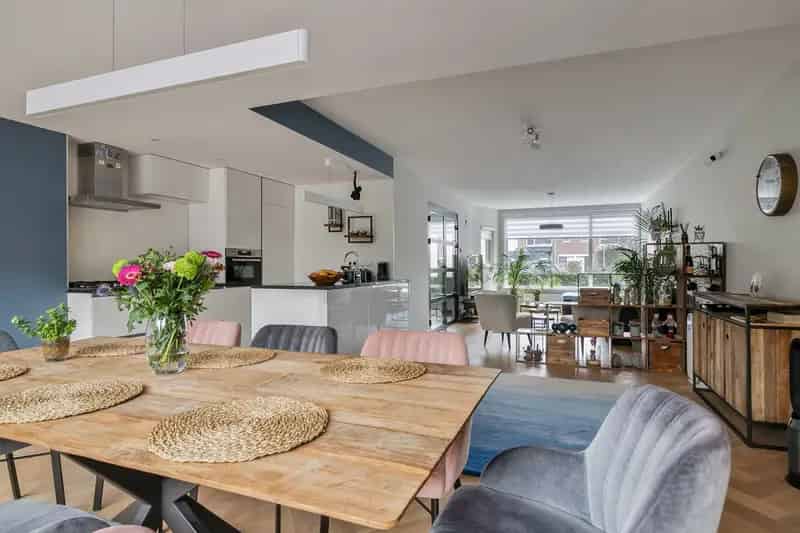 5 Slaapkamers Familiehuis Keizer Karelpark Gerenoveerd 2018