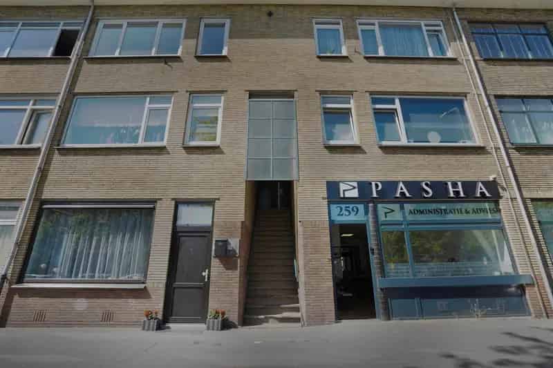 Ruim 5-Kamer Dubbel Bovenhuis nabij Dierenselaan