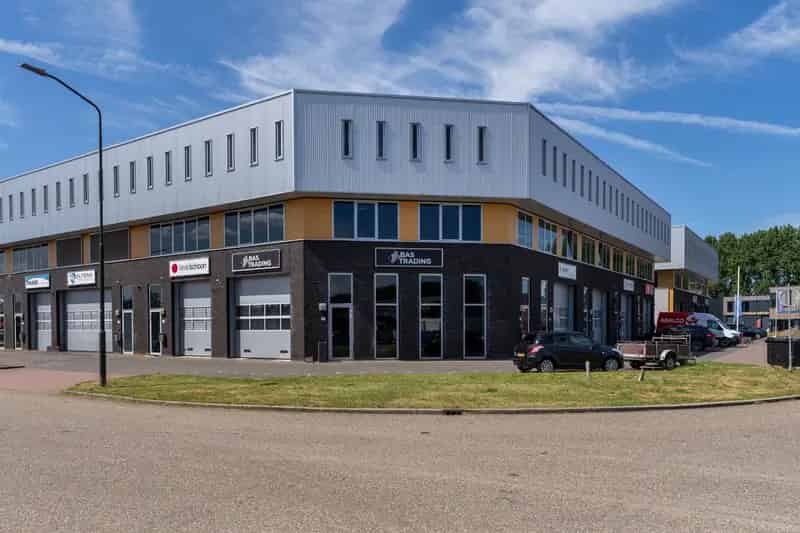 Bedrijfshal Werkendam | Zoek bedrijfshallen te huur: Beyerinckweg 17-G 4251 LP Werkendam 