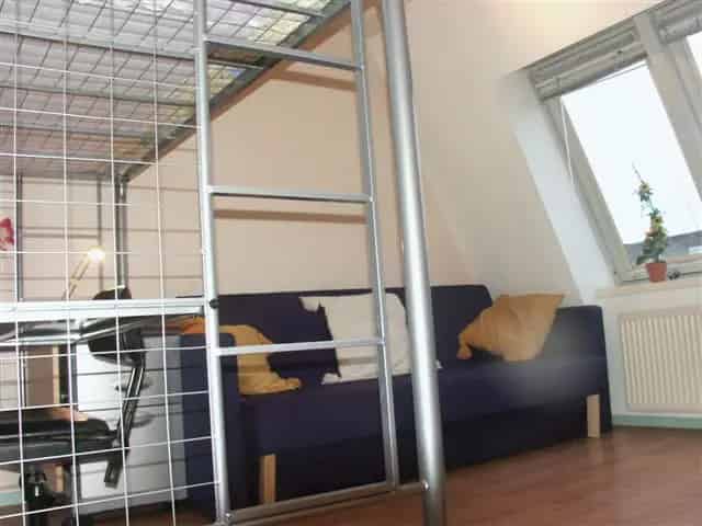 Gemeubileerde Kamer Victorieplein 12m2 880 euro inclusief
