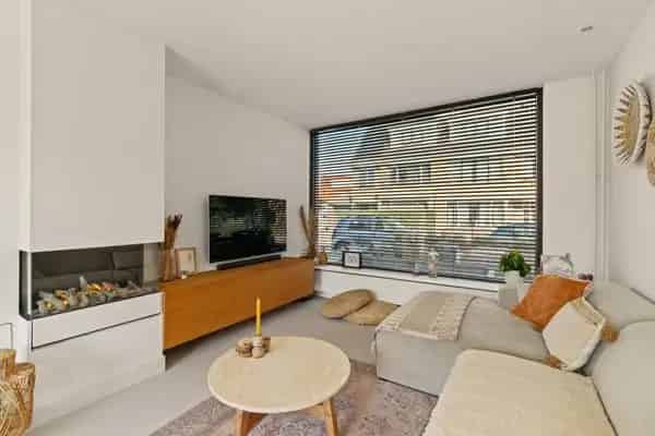 5 Slaapkamers Strand Noordwijk Ruime Tussenwoning Souterrain Verhuur