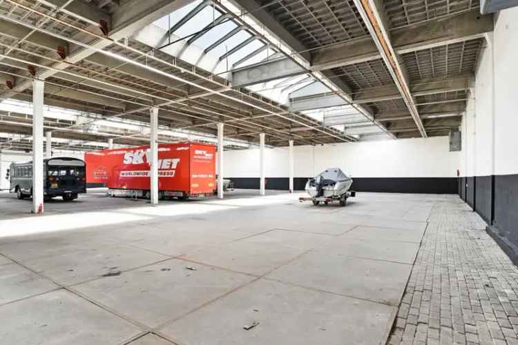 Bedrijfshal te huur 1720m2 Alphen aan den Rijn