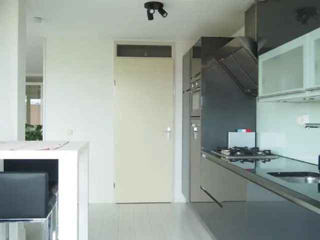 Appartement Amsterdam Duivendrecht 100m2 Gemeubileerd