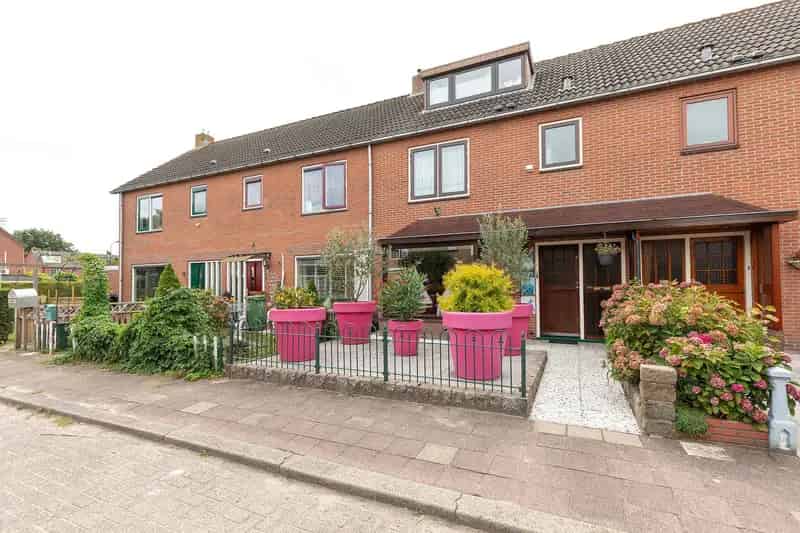 Huis te koop: van Mijndenlaan 12 1231 XC Loosdrecht | Funda