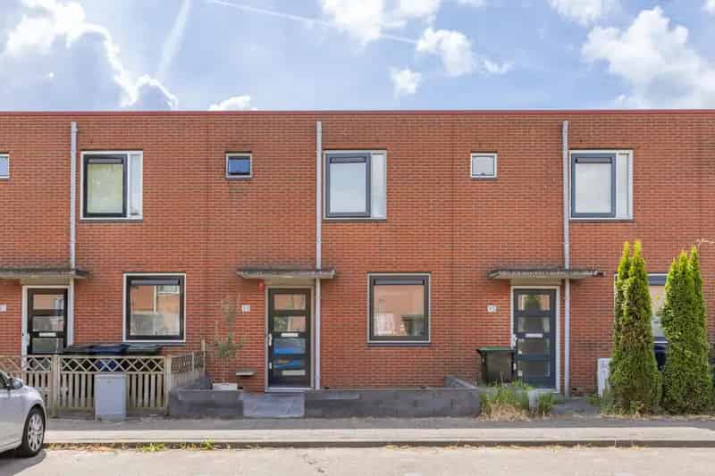 Huis te koop Almere Danswijk 3 slaapkamers moderne keuken