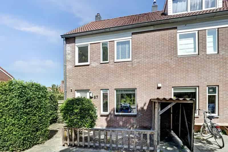 Huis te koop Hoorn: moderne hoekwoning met garage