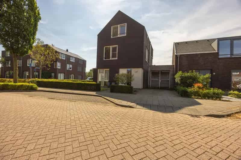Huis te koop Heeswijk-Dinther 4 slaapkamers 2 badkamers