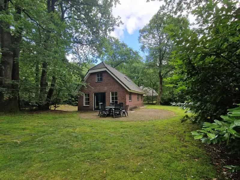 6 Persoons Vakantiewoning Drenthe Ruime Kavel Bosrijke Omgeving