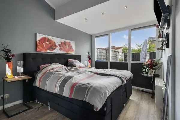 Woning Over Zuid: Gelijkvloers Wonen, 3 slaapkamers, Moderne Keuken
