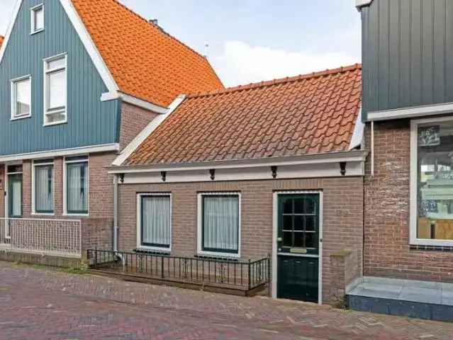 Ruime Dijkwoning Volendam Veel Potentie 3 Verdiepingen