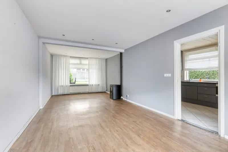 Ruime 2-onder-1-kapwoning met garage te Wernhout
