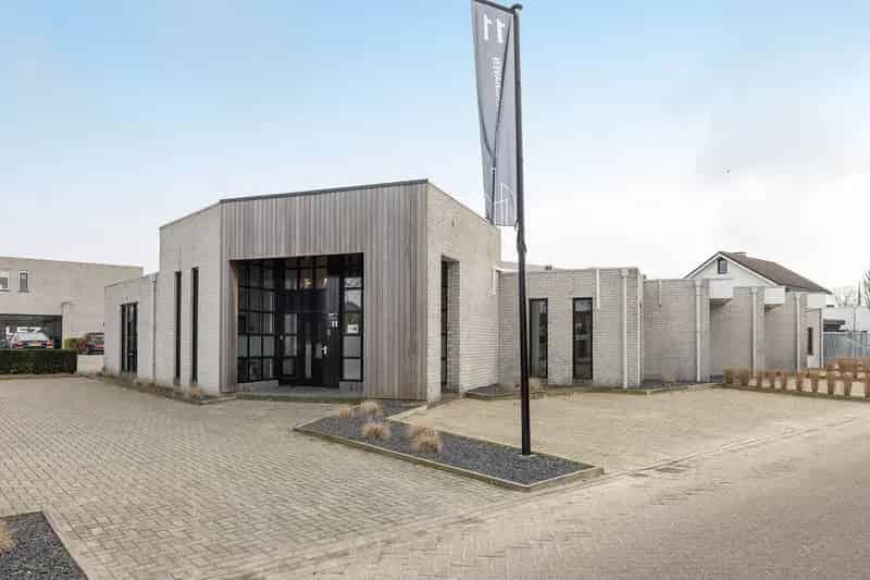 Kantoorruimte te huur Oldenzaal 99m2