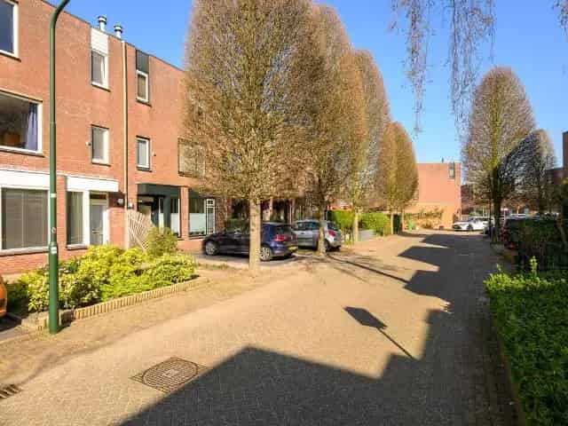 Woning te koop Leidschendam 5 kamers 4 slaapkamers tuin