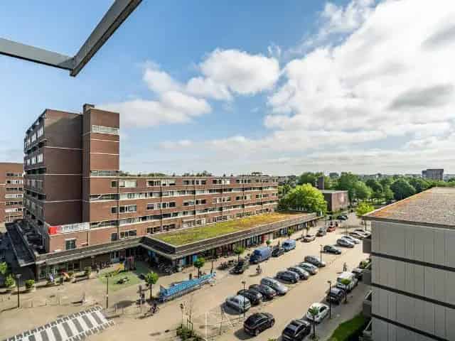 Ruim hoekappartement Leiderdorp 4 5 kamers Zonnig balkon